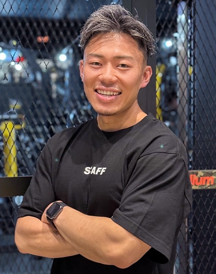 伊藤 輝 トレーナー